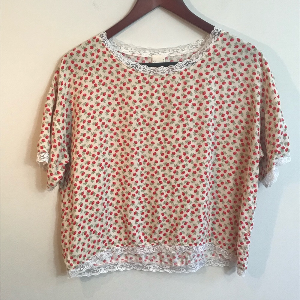 Audrey Ditsy Floral Lace Trim Tee